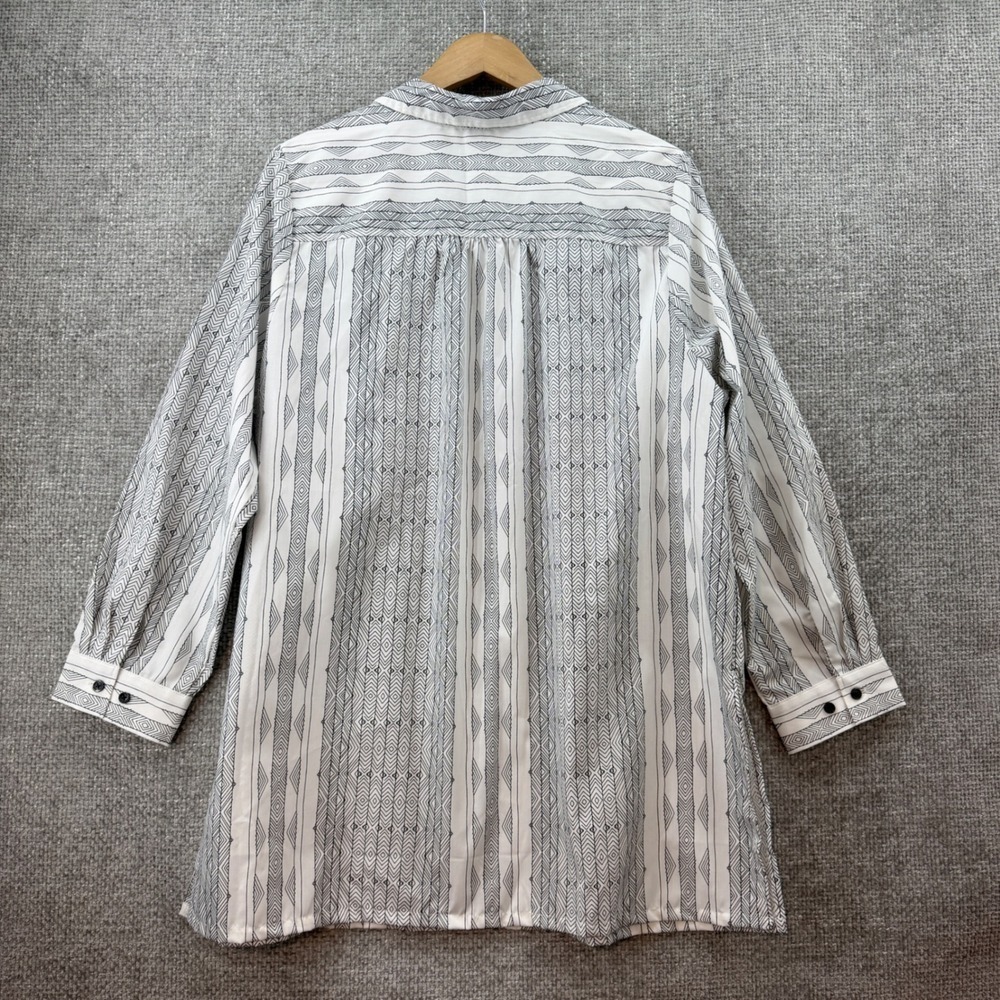 Roaman's Button Down Tunic Women 20W White Black Like New Geometric Print - Picture 3 of 9